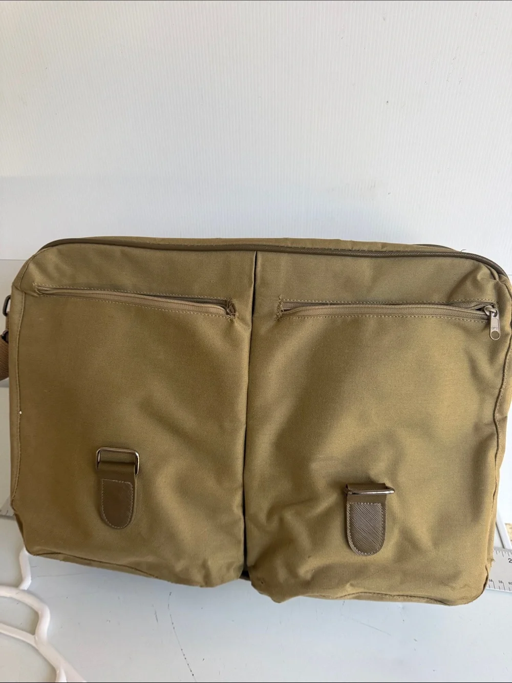 VINTAGE CALVIN KLEIN RUGGED CANVAS MESSENGER FLAP BAG CROSSBODY TRAVEL TAN